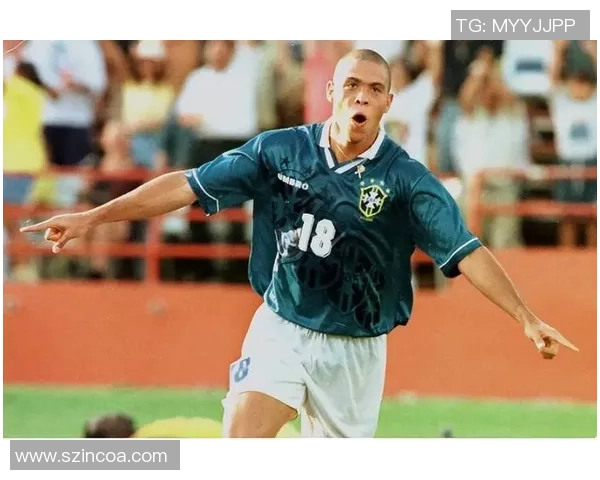 足球明星耗子是谁揭秘他在绿茵场上的传奇故事与辉煌成就